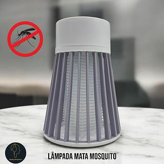 Diga adeus aos mosquitos de forma prática e segura! Nossa lâmpada mata mosquito atrai os insetos com luz UV e elimina instantaneamente sem produtos químicos, fumaça ou cheiro. Ideal para uso interno, silenciosa, econômica e fácil de limpar. Proteja sua família com mais conforto e tranquilidade!